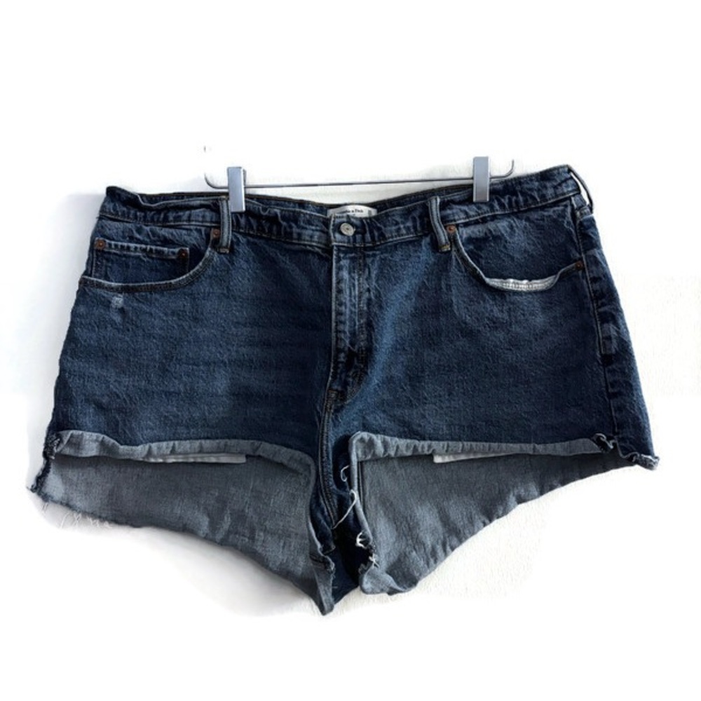 Abercrombie & Fitch The Mom Shorts Size 20